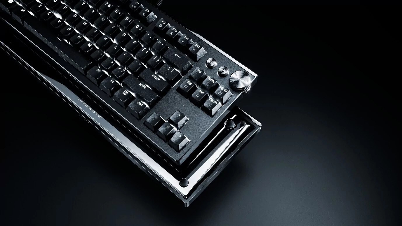Huntsman Signature Edition er bygget på banebrytende teknologier utviklet av Razer